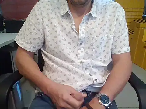 Snapshot of Raimundo1971 chatting on November 2025 03:01:02 PM Raimundo1971 online show from November 2025 03:01:02 PM