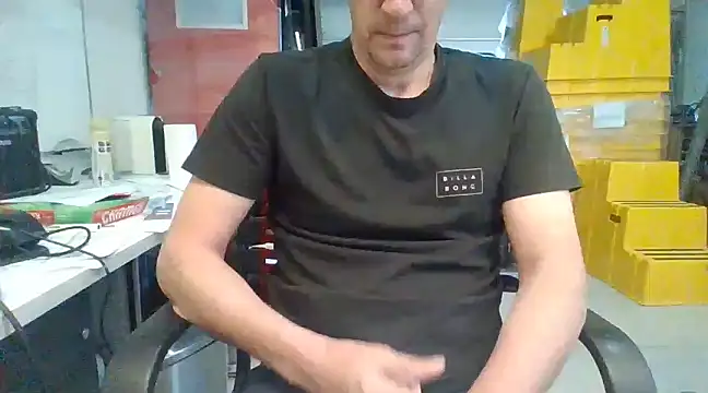 Snapshot of Raimundo1971 chatting on December 2024 01:47:01 PM Raimundo1971 online show from December 2024 01:47:01 PM