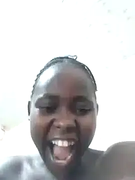 Sweetcecie01 online show from February 2025 11:26:01 PM