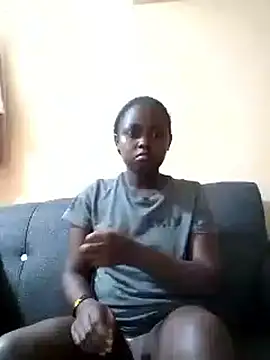 Snapshot of Sweetcecie01 chatting on November 2025 09:29:01 PM Sweetcecie01 online show from November 2025 09:29:01 PM