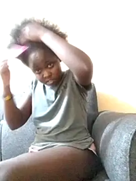 Snapshot of Sweetcecie01 chatting on November 2025 09:47:02 PM Sweetcecie01 online show from November 2025 09:47:02 PM