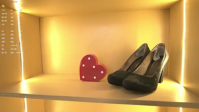 Anybuny online show from November 2025 12:26:01 PM