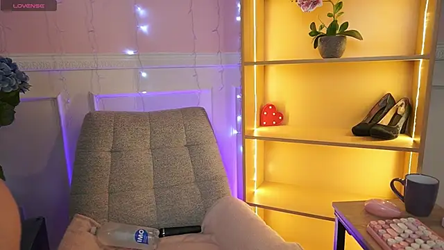 Anybuny online show from December 2025 12:26:01 PM