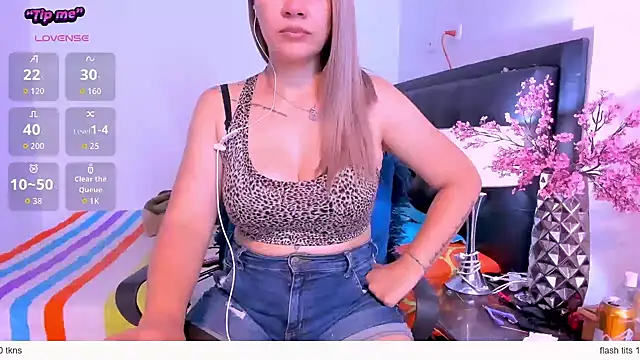 Snapshot of daniela_beauty chatting on March 2026 01:23:01 AM daniela beauty online show from March 2026 01:23:01 AM