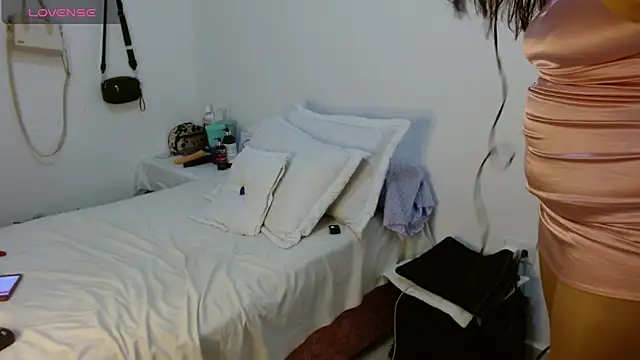 alinsonhot29 online show from May 2026 12:43:01 AM
