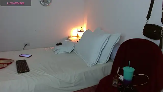 alinsonhot29 online show from April 2026 01:01:02 AM