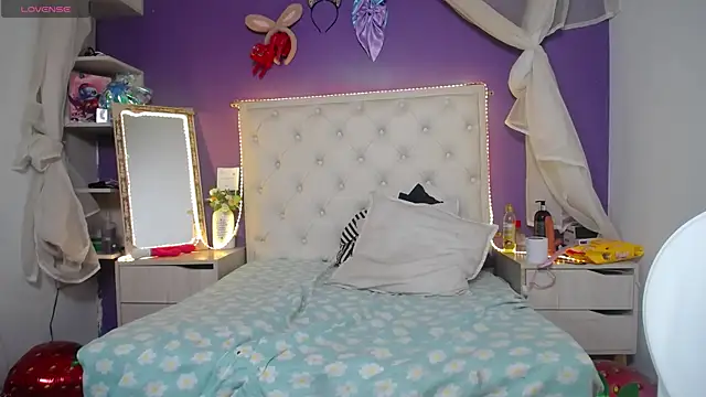 Snapshot of Ingrid_Casas chatting on March 2025 02:22:02 AM Ingrid Casas online show from March 2025 02:22:02 AM