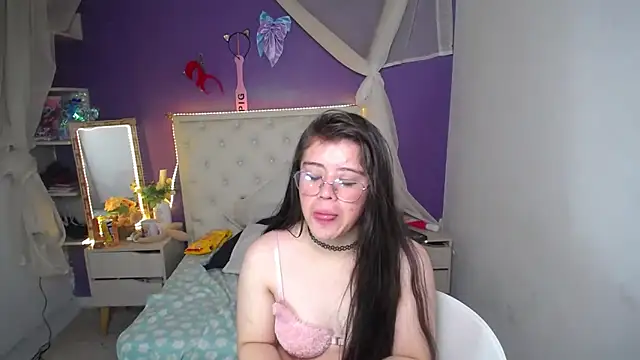 Snapshot of Ingrid_Casas chatting on February 2025 02:03:01 AM Ingrid Casas online show from February 2025 02:03:01 AM