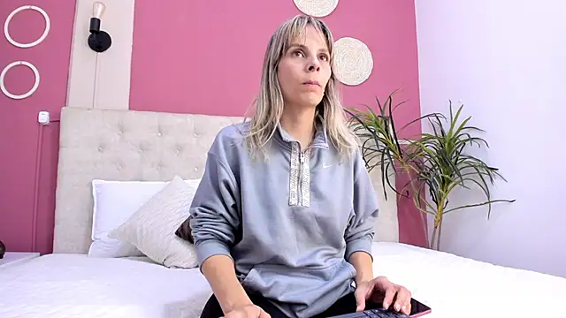 Anastasiapriest online show from May 2026 11:50:01 AM