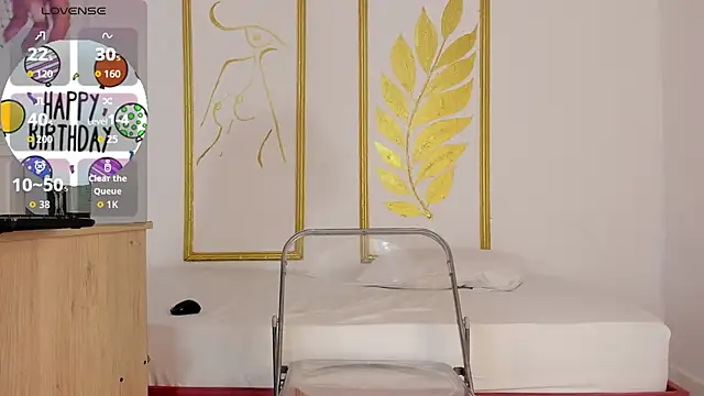 Juliette  3 online show from October 2025 01:12:01 PM