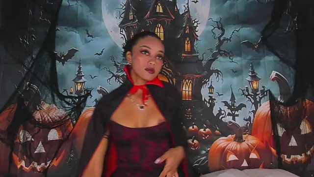 Juliette  3 online show from October 2025 01:52:01 PM