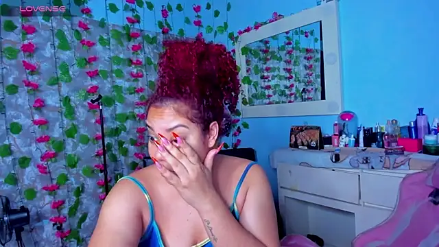 Snapshot of AngelaCoffee chatting on June 2026 05:06:01 PM AngelaCoffee online show from June 2026 05:06:01 PM