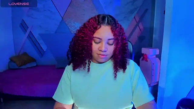 Snapshot of AngelaCoffee chatting on October 2025 03:16:02 AM AngelaCoffee online show from October 2025 03:16:02 AM