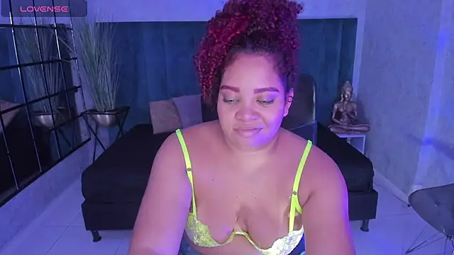 Snapshot of AngelaCoffee chatting on July 2026 10:21:02 AM AngelaCoffee online show from July 2026 10:21:02 AM
