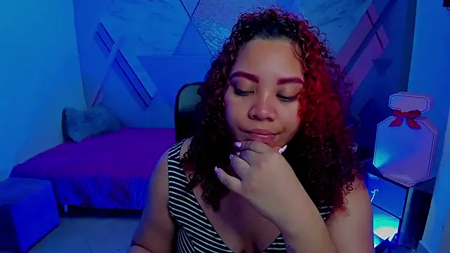 Snapshot of AngelaCoffee chatting on November 2025 12:03:02 AM AngelaCoffee online show from November 2025 12:03:02 AM