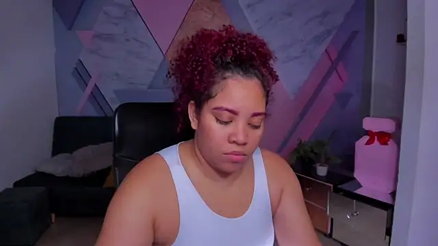 Snapshot of AngelaCoffee chatting on November 2025 10:25:02 AM AngelaCoffee online show from November 2025 10:25:02 AM