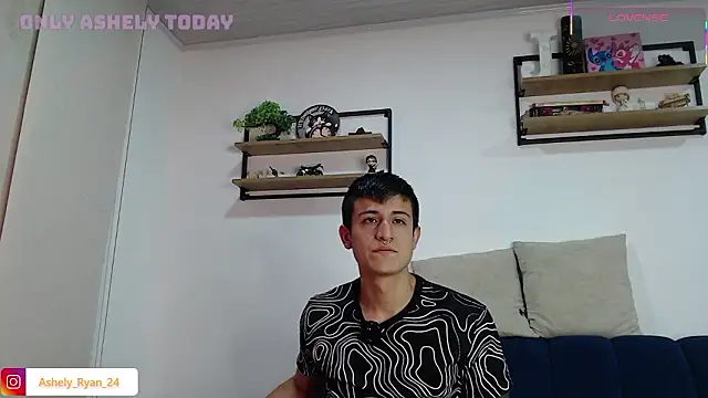 ashely ryan24 online show from March 2026 11:28:01 PM