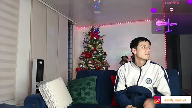 ashely ryan24 online show from November 2025 10:43:01 PM