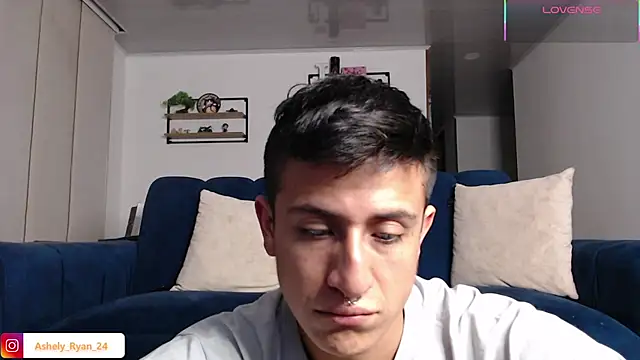 ashely ryan24 online show from March 2026 11:20:01 PM