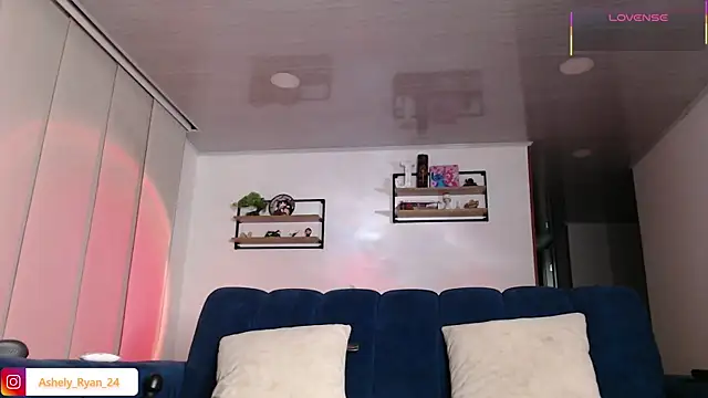 ashely ryan24 online show from April 2026 11:17:02 PM