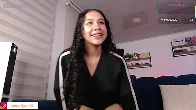 Snapshot of ashely_ryan24 chatting on June 2026 01:00:01 AM ashely ryan24 online show from June 2026 01:00:01 AM