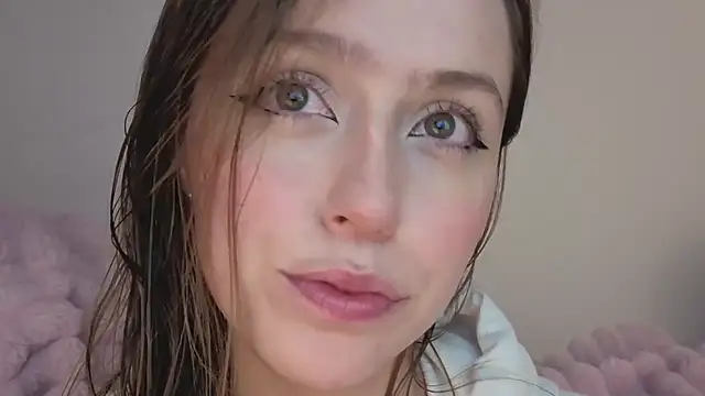 SofiaGc online show from October 2025 03:50:01 AM