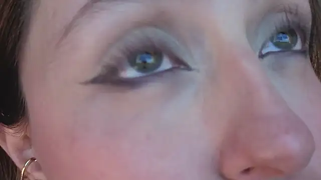 Snapshot of SofiaGc chatting on January 2026 03:54:02 AM SofiaGc online show from January 2026 03:54:02 AM