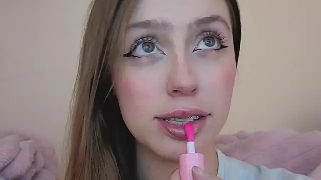 SofiaGc online show from September 2025 03:35:01 AM