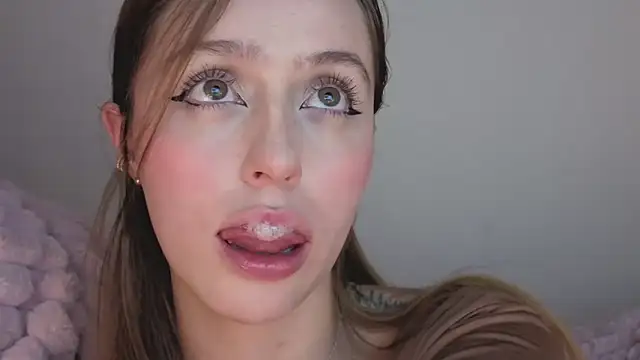 SofiaGc online show from October 2025 03:06:01 AM