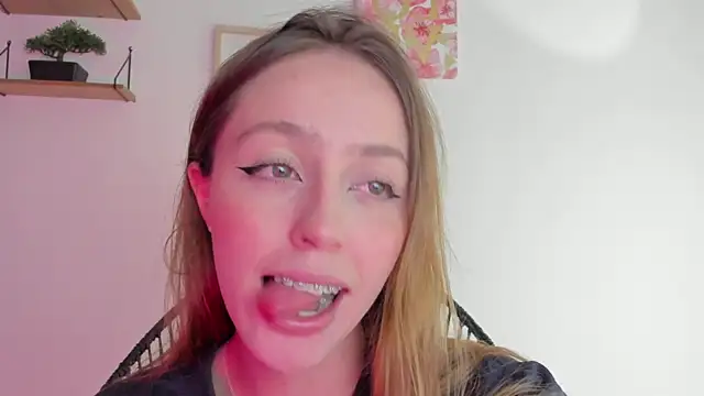 SofiaGc online show from December 2024 02:47:02 AM