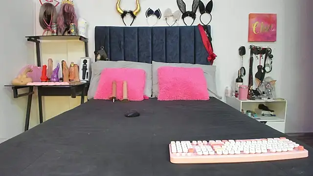 emmily giraldo online show from January 2026 01:25:02 PM