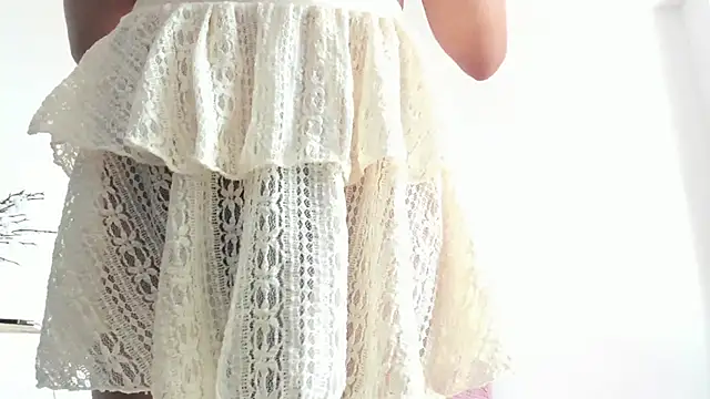 Snapshot of _cat_18 chatting on November 2025 05:28:01 PM cat 18 online show from November 2025 05:28:01 PM