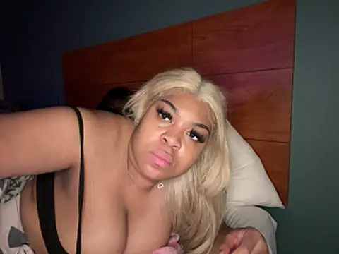 Snapshot of AUNYXXX chatting on June 2026 02:46:01 AM AUNYXXX online show from June 2026 02:46:01 AM