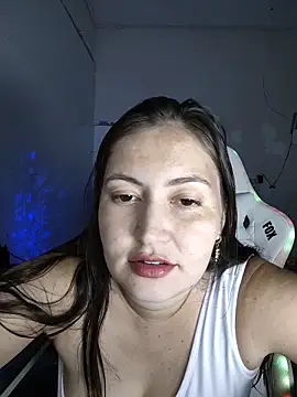 Snapshot of dani123unica chatting on April 2026 04:14:02 PM dani123unica online show from April 2026 04:14:02 PM