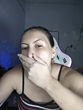 Snapshot of dani123unica chatting on April 2026 04:09:02 PM dani123unica online show from April 2026 04:09:02 PM