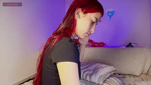 Madeline Dreams online show from March 2026 04:25:02 PM