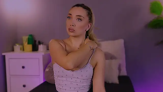 Jessielle online show from December 2025 04:22:01 AM