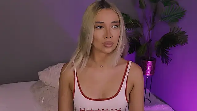 Jessielle online show from June 2026 03:54:01 PM