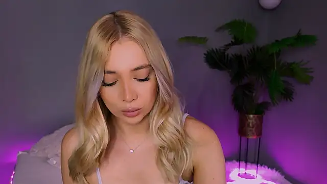 Jessielle online show from May 2026 06:17:02 AM