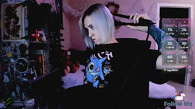 NaniMoore online show from November 2025 09:07:02 PM