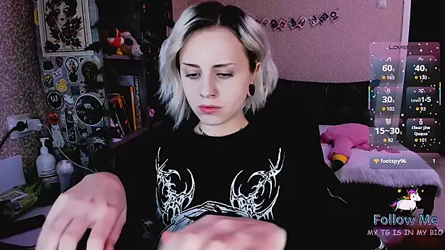 NaniMoore online show from December 2025 09:04:01 PM