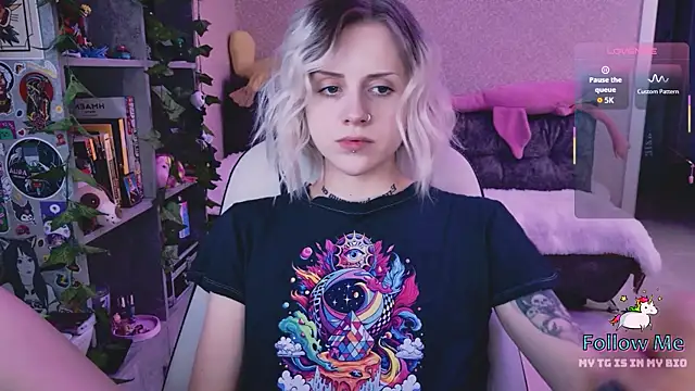 NaniMoore online show from March 2026 08:10:02 PM