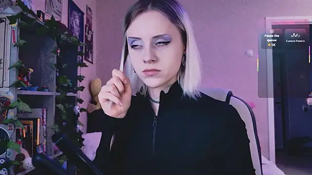 NaniMoore online show from March 2026 08:10:02 PM