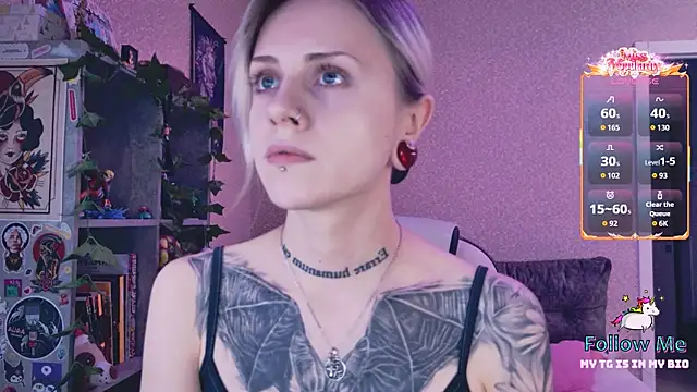 NaniMoore online show from February 2026 05:02:02 PM