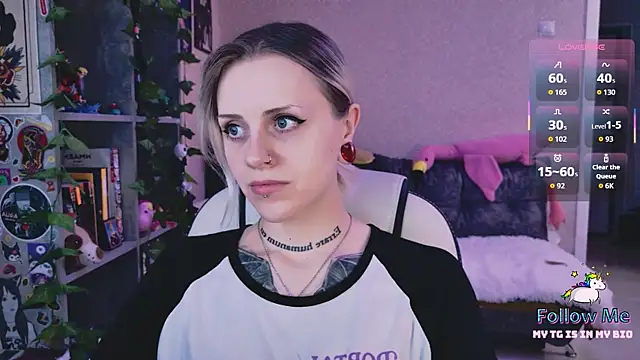 NaniMoore online show from March 2026 08:10:01 PM