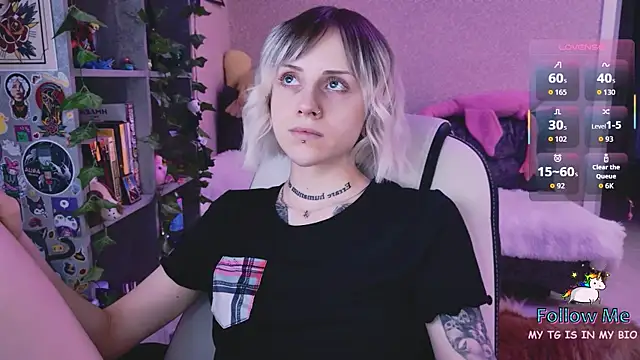 NaniMoore online show from April 2026 08:21:01 PM