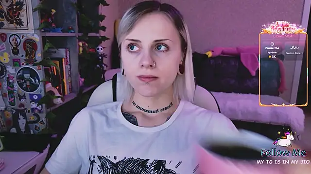 NaniMoore online show from February 2026 09:02:02 PM