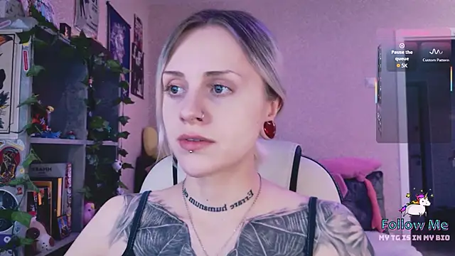 NaniMoore online show from March 2026 08:20:01 PM