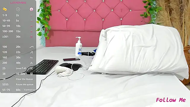 Snapshot of arisha_hot chatting on November 2025 11:20:02 AM arisha hot online show from November 2025 11:20:02 AM