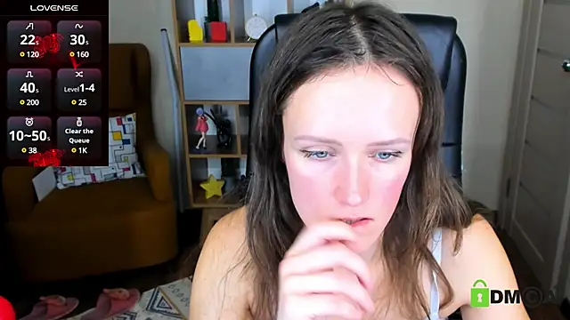 Snapshot of FrancescaCollins chatting on January 2025 01:38:01 PM FrancescaCollins online show from January 2025 01:38:01 PM